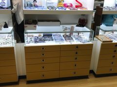 -广州宝岛眼镜武汉和光眼镜市场西区店