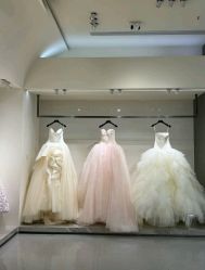 -南京宝娜嫁衣婚纱礼服馆(中央路店)