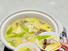 -泓历皇朝酒店(东亭店)