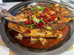 -鸣记脆皮烤鱼·海鲜烤鱼(三八广场店)