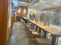 -阿香米线(凯德广场.1818店)