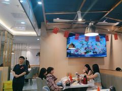 -靓虾二哥长沙地标小龙虾(五一广场店)
