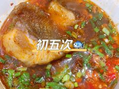 -肖肖酸萝卜鱼火锅(总店)