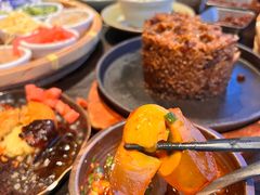 -包整·丝娃娃(甲秀楼景观店)