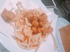 -新大咀港式茶餐厅(宝山万达店)