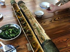 竹筒鸡肉饭-香竹农庄•传统竹筒饭(十年店)