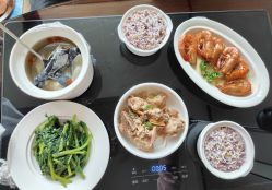 -臻康乃馨月子中心(凯宾斯基店)
