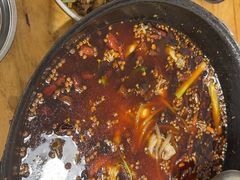 -鸿顺老铁锅美蛙鱼府(解放碑店)