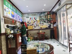 -广信牛奶甜品世家(台东店)
