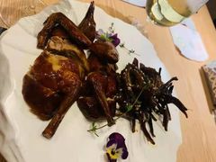 脆皮乳鸽拼鸭舌-莲·中餐厅(成都首座万豪酒店)