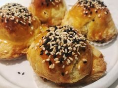 秘制叉烧酥-维园悦谱·海派家常菜(乌鲁木齐南路店)