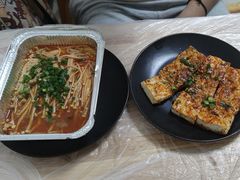 -郑记•不夜城烧烤•龙虾•虾蟹(黄鹤楼店)