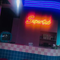 -变画·发型STUDIO