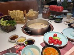 -洪氏嗨捞·猪肚鸡火锅(阳光天地店)