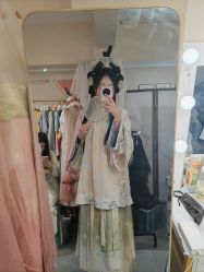 -一揽芳华汉服旗袍体验馆(拙政园店)