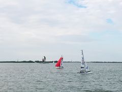 -上海滴水湖皇冠假日酒店