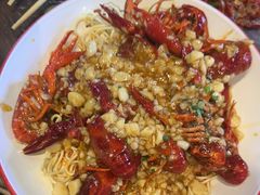 -老街烧烤大排档·地道湖北菜·龙虾馆(汉口火车站店)