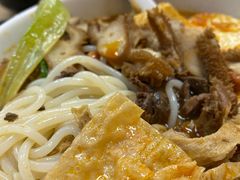 柳州螺狮粉-三品王(南宁机场店)