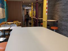 -麦当劳(新达汇三林店)