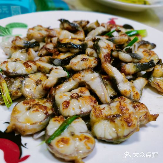 东胜客河鲜店