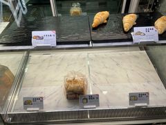 面包甜点陈列柜-喜茶(北京通州万达店)