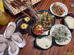 -蚝堡海鲜·威海菜·海肠捞饭·烧烤·亚洲吃蚝公司(幸福门店)