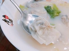 云吞鸡煲翅-香港聚强佛跳墙(江华路店)