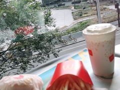 -麦当劳(华宁弘基生活中心店)
