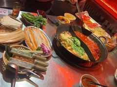 -朱光玉火锅馆(小寨原力场店)