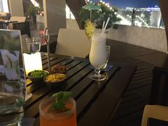 -三亚湾海居铂尔曼度假酒店