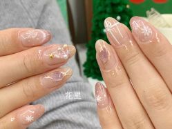 -济南花里美甲美睫