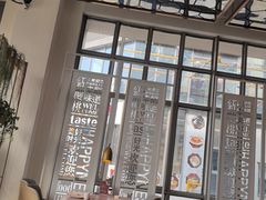 -红樱桃·欢乐餐厅(太原里店)