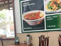 -湖南人家湘菜馆(镇江路店)