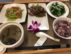 -海豚湾高端月子会所(黄浦店)