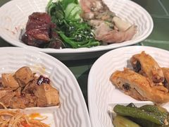 -大食代美食广场(上海中心店)