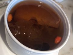 冰糖桃胶炖雪梨-初蓉丨遇见新川菜(亲贤街荣耀店)