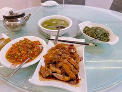 -瑞丰园庭院餐厅·白族传统家常菜