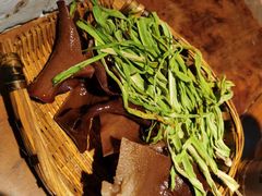 -四小区火锅·巷子里的重庆火锅(花照壁店)