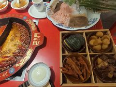 鸳鸯锅-巴九门老火锅(来福士打望店)