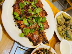 -榕江牛瘪牛肉火锅