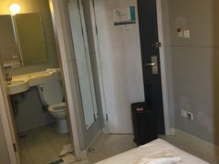 -锦江之星(西安大雁塔小寨地铁站店)