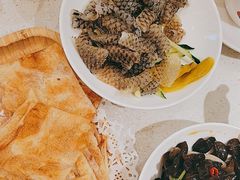 -小鱼小牛·鱼牛干锅·脆鱼火锅(世欧广场店)