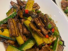 黄瓜炒鳝鱼-一江水食府(后湖店)