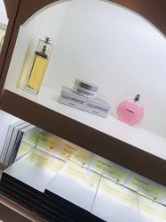 -美肤盾祛痘·问题肌头疗管理中心