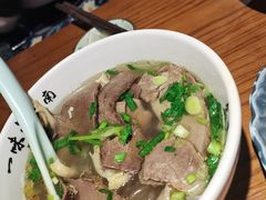 牛杂粉丝汤-鑫震源·苏式大虾生煎(山塘街店)