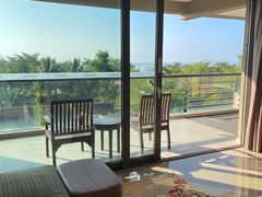 -三亚湾海居铂尔曼度假酒店