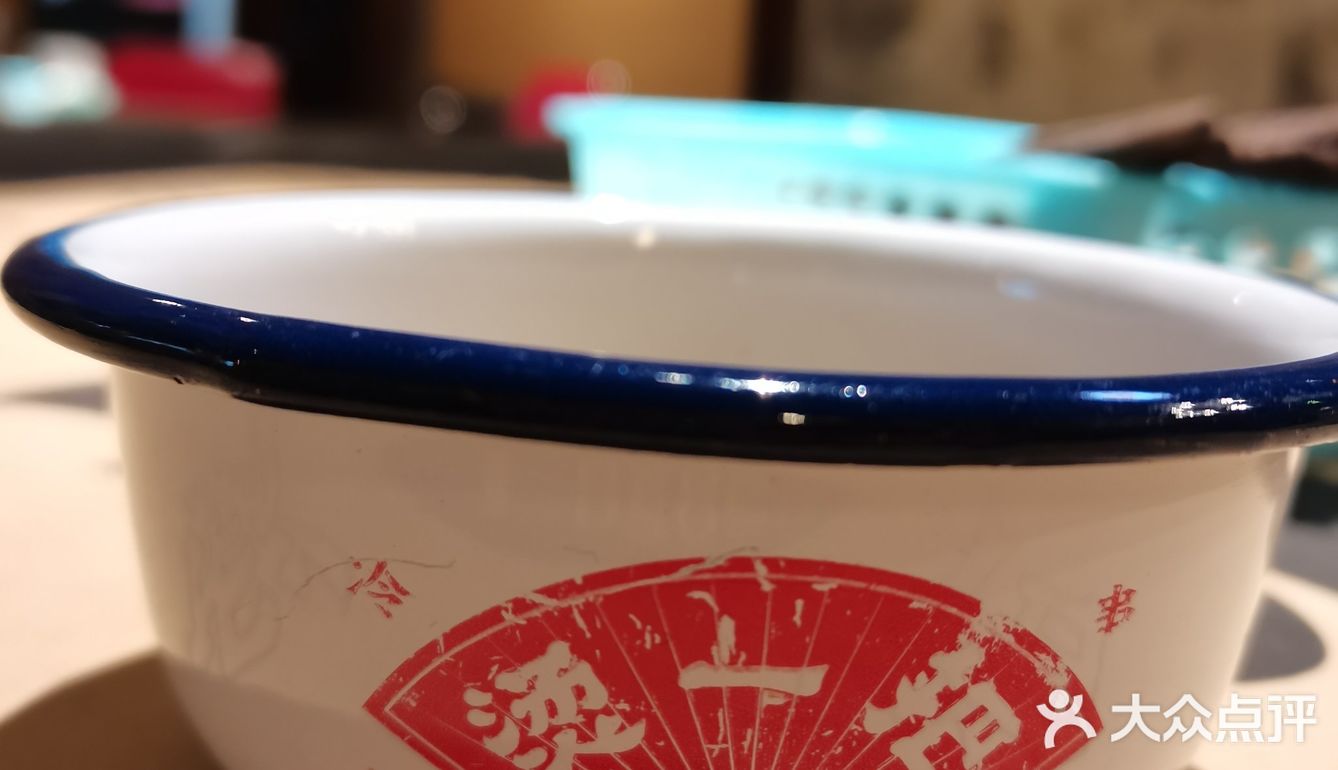 烫一把 | 人均118吃冷锅串串，你敢信？
