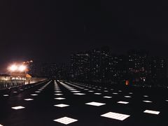 -南京眼步行桥