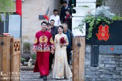 点击看大图 -拉瑞娜LaReine婚纱礼服高级定制