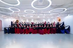 -深舞形体民族舞蹈工作室